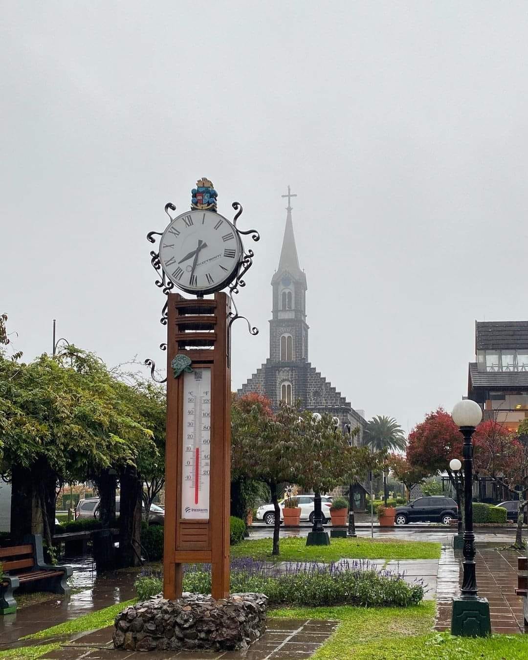  GRAMADO / CANELA FERIADO DE PÁSCOA DE 17 A 21/ABR/2025